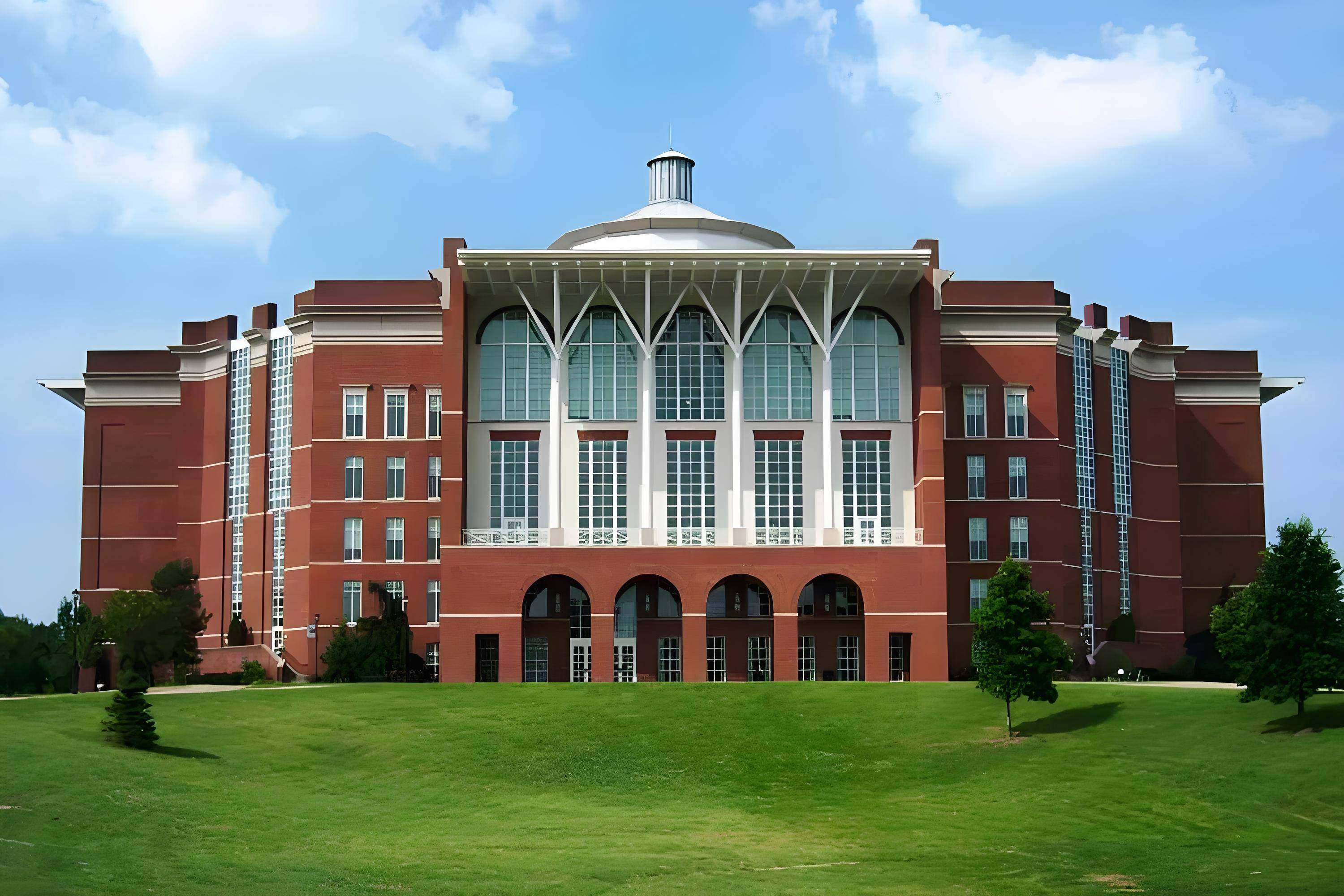 麦克马斯特大学